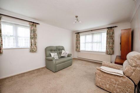 Abbs Cross Gardens, Hornchurch RM12 1 bed retirement property for sale