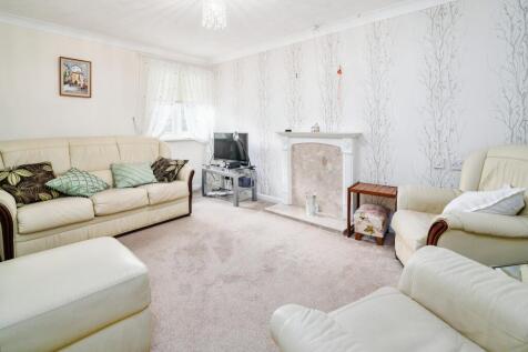 Hudsons Court, Potters Bar EN6 2 bed apartment for sale