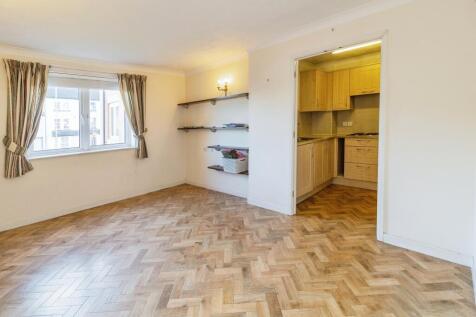 Willow Road, Aylesbury HP19 2 bed retirement property for sale