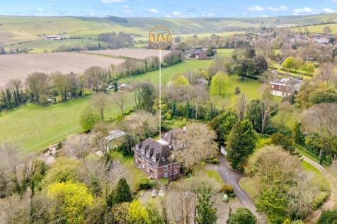 Clays Hill, Steyning BN44 2 bed apartment for sale