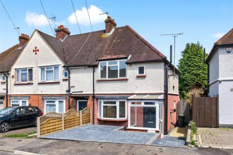 West Park Road, Maidstone, Kent, ME15 3 bed end of terrace house for sale