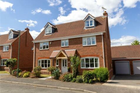 6 bedroom detached house for sale