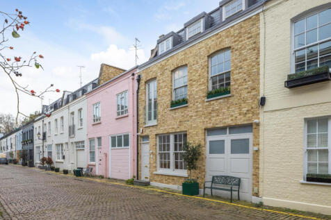 4 bedroom mews property for sale