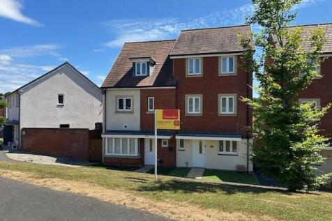5 bedroom town house for sale