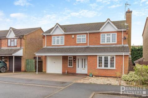 Willowbrook Drive, Whittlesey PE7 4 bed detached house for sale