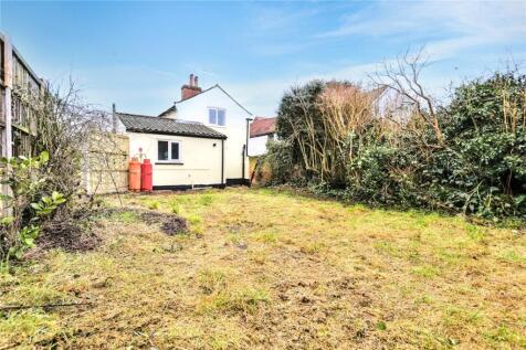 Cawston Road, Aylsham, Norwich... 3 bed maisonette for sale
