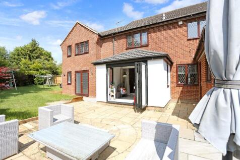 Bayfield Close, Barford, Norwich... 4 bed link detached house for sale