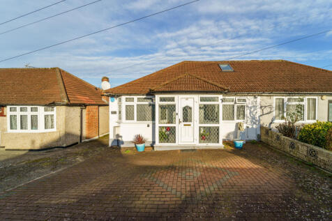 Compton Place, Watford, WD19 3 bed semi