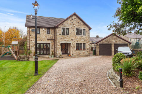 Chapel House,  School Street... 4 bed detached house for sale