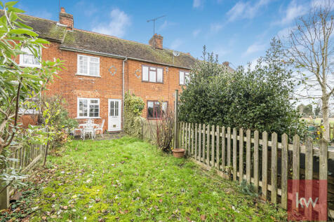 Chapel Terrace, Binfield, Berkshire... 2 bed cottage for sale