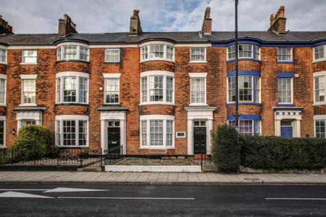 Falsgrave Road, Scarborough, YO12 3 bed terraced house for sale