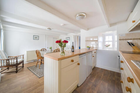 Perranuthnoe, Penzance, TR20 2 bed cottage for sale