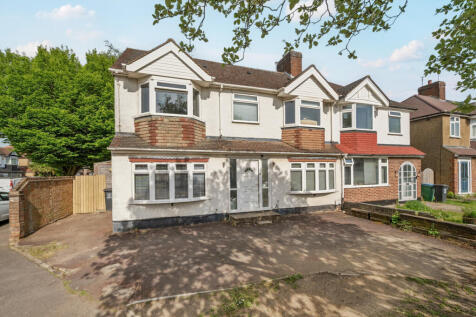 Greenwood Drive, Watford, WD25 4 bed semi
