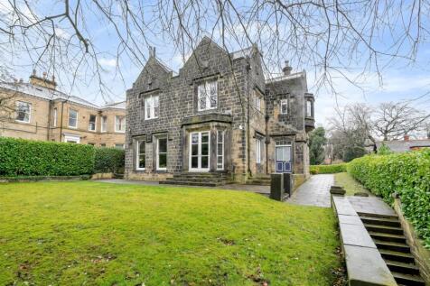Holmefield House, 1 North Hill Road... 14 bed detached house for sale