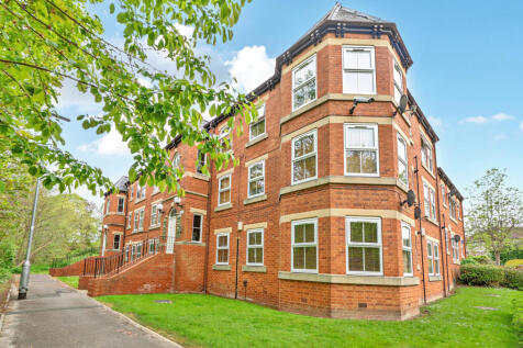 Bridgewater Court, Grove Lane... 2 bed flat for sale