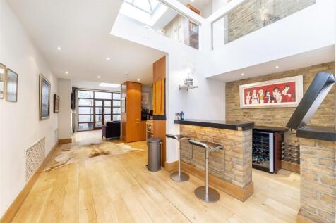 Tadema Road, Chelsea SW10 2 bed terraced house for sale