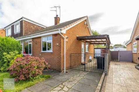 2 bedroom semi-detached bungalow for sale