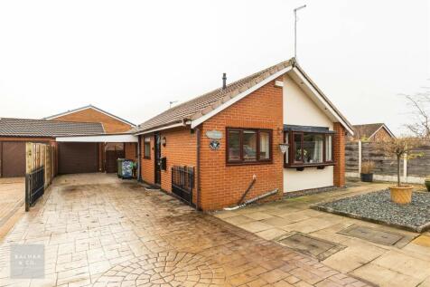 3 bedroom detached bungalow for sale