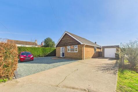 3 bedroom detached bungalow for sale