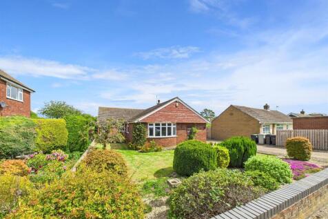 4 bedroom detached bungalow for sale
