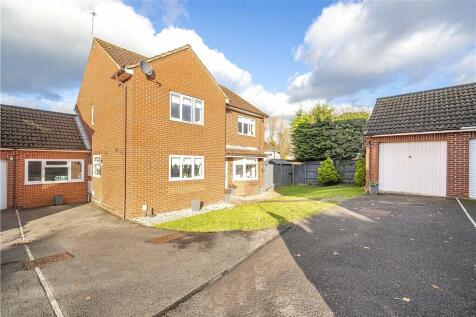 Mendip Close, Swindon, Wiltshire 4 bed detached house for sale