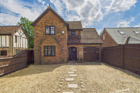 Common Road, Kensworth, Dunstable... 4 bed detached house for sale