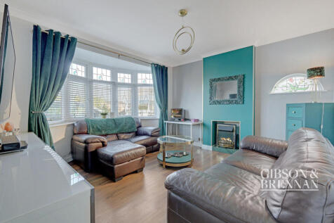 Timberlog Lane, Basildon, SS14 3 bed detached house for sale