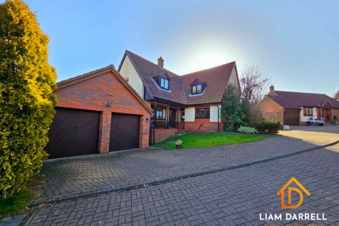 5 bedroom detached house for sale