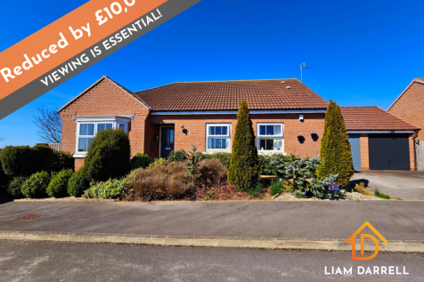 3 bedroom detached bungalow for sale