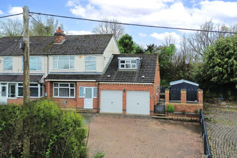 4 bedroom semi-detached house for sale