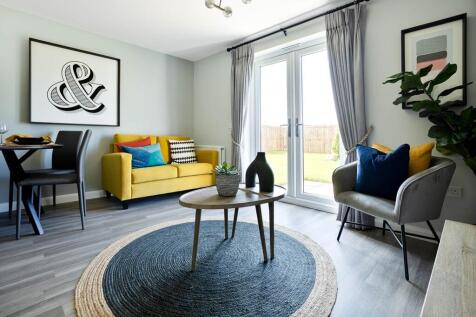 2 bedroom semi-detached house for sale