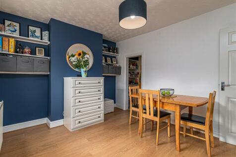 Alma Street, Wellingborough NN8 3 bed terraced house for sale