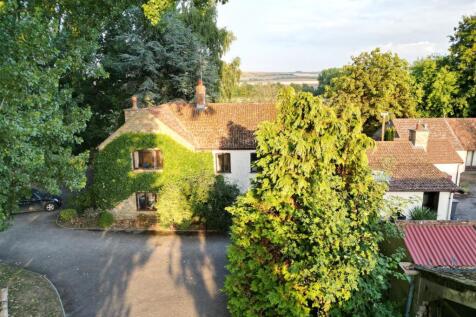 Hisomley, Dilton Marsh 6 bed detached house for sale