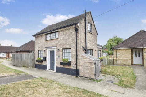 1 bedroom detached house for sale