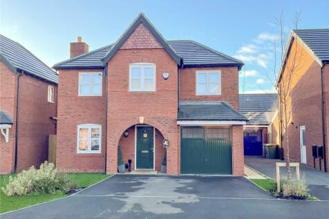 4 bedroom detached house for sale