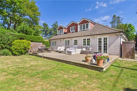 Bucklebury Alley, Cold Ash, Thatcham... 5 bed detached house for sale