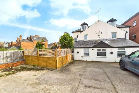 Craven Road, Newbury, Berkshire, RG14 2 bed apartment for sale