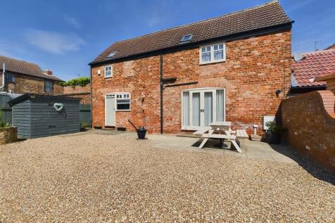 3 bedroom barn conversion for sale