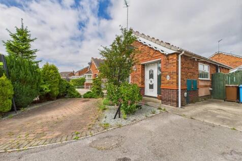 Broadstairs Close Howdale Road Hull... 2 bed detached bungalow for sale