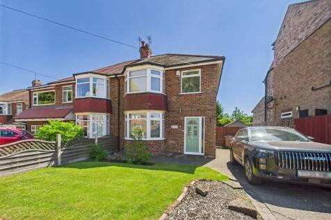 3 bedroom semi-detached house for sale
