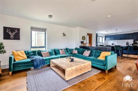Silverlake, Dorchester DT2 4 bed detached house for sale