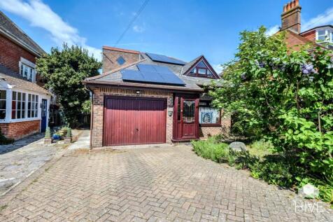 Victoria Road, Swanage BH19 4 bed detached house for sale