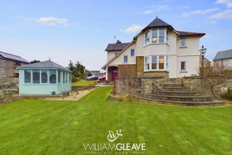 Trelogan, Flintshire CH8 3 bed detached house for sale