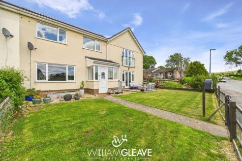 5 bedroom semi-detached house for sale