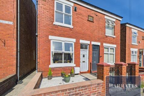 4 bedroom semi-detached house for sale