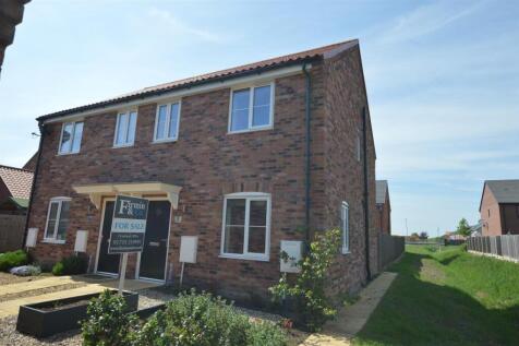 Papworth Drive, Peterborough PE6 3 bed house for sale