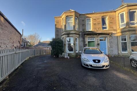 5 bedroom semi-detached house for sale