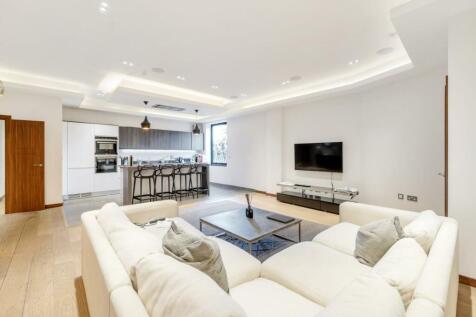 3 bedroom flat for sale