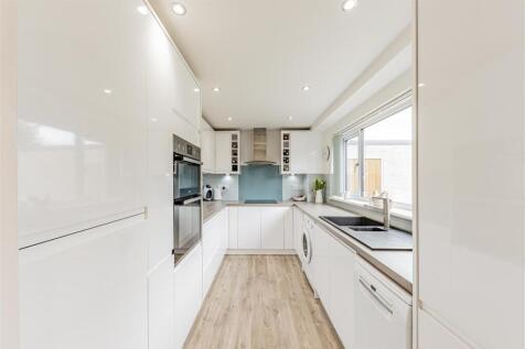 Windermere Avenue, Ramsgate 3 bed semi
