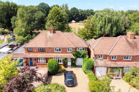 4 bedroom semi-detached house for sale